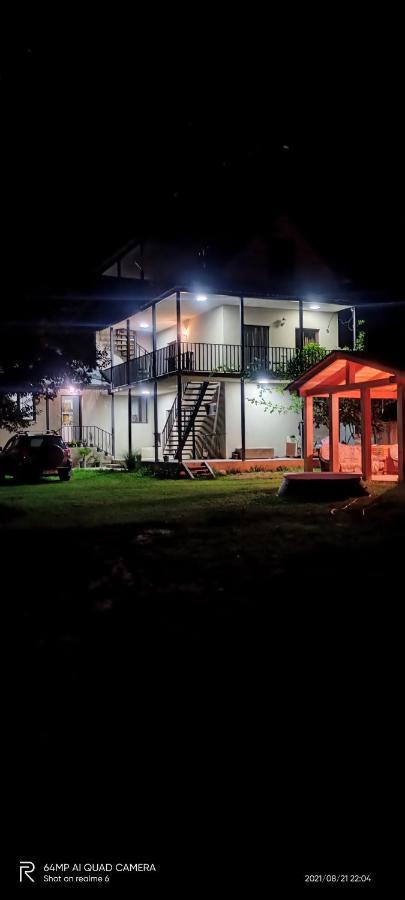 House B&B Mestia Exterior foto